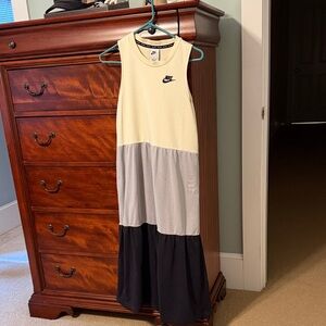 Nike Kids Casual sweatshirt Dress in Cream, Gray, and Black